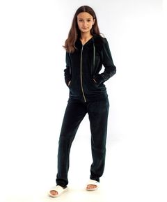 Женский спортивный костюм зеленый Relax Mode 17773