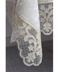 Скатерть 160х300 молочный Magik Colection 20474