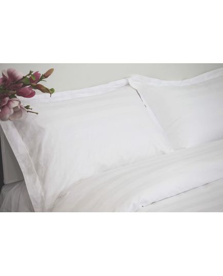 Комплект постельного белья 200х230 белый UG 19338, изображение 2