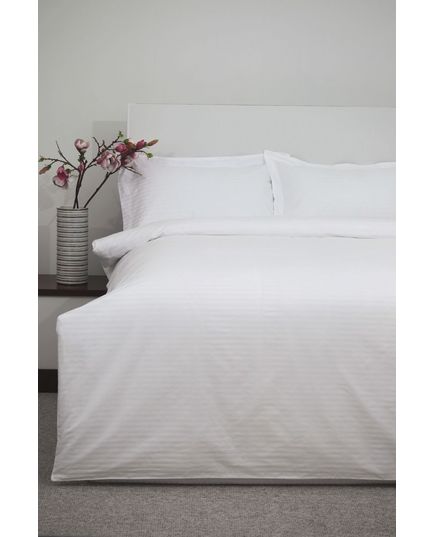 Комплект постельного белья 200х230 белый UG 15735, изображение 2