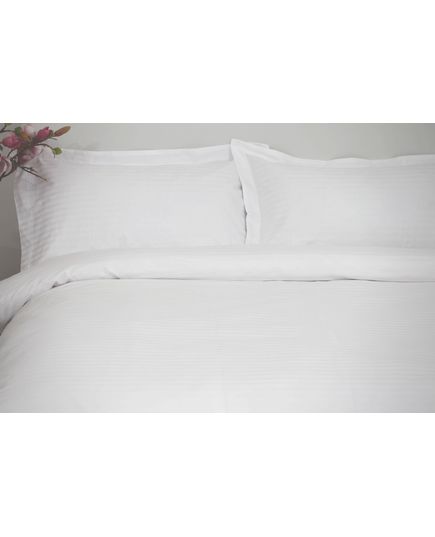 Комплект постельного белья 200х230 белый UG 15735, изображение 4