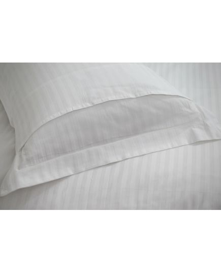 Комплект постельного белья 200х230 белый UG 15735, изображение 5